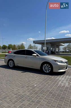 Седан Lexus ES 2013 в Николаеве
