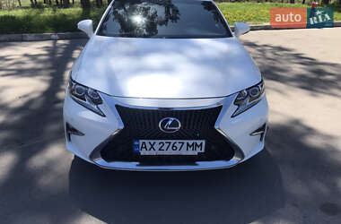 Седан Lexus ES 2015 в Харькове