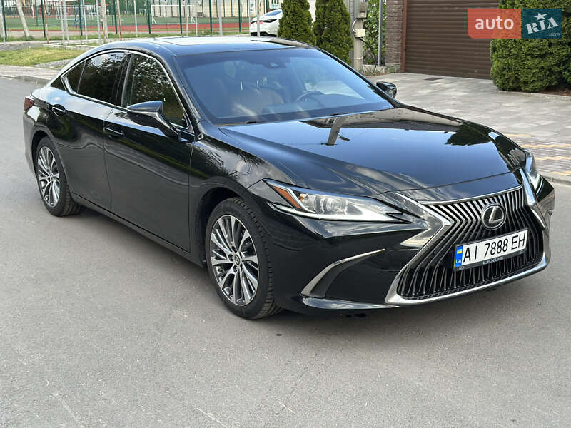 Седан Lexus ES 2021 в Киеве