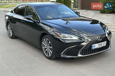 Седан Lexus ES 2021 в 