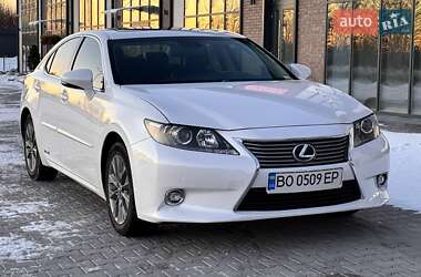 Седан Lexus ES 2015 в 