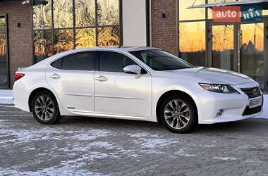Седан Lexus ES 2015 в 