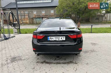Седан Lexus ES 2013 в 