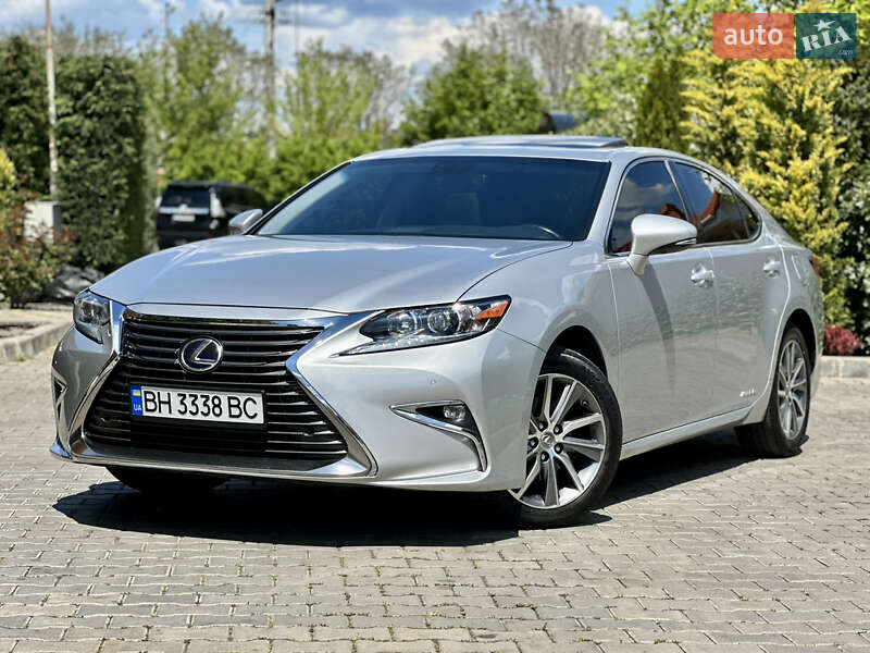 Седан Lexus ES 2015 в Одессе