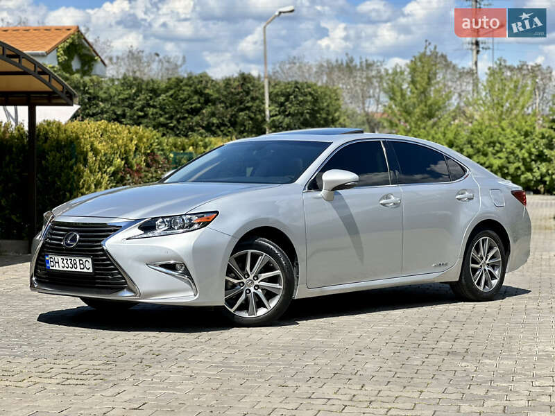 Седан Lexus ES 2015 в Одессе