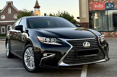 Седан Lexus ES 2016 в 