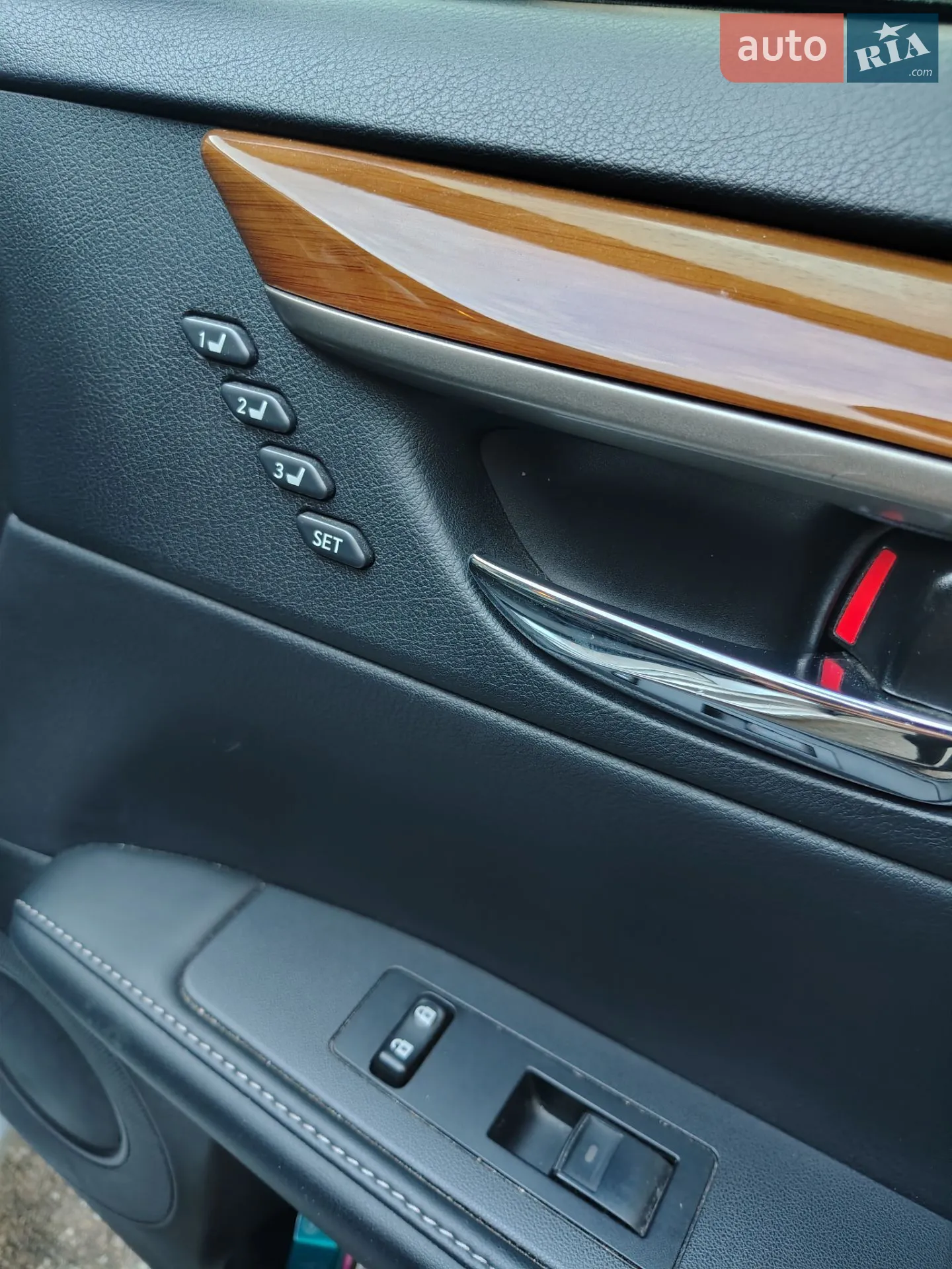 2012 Lexus ES - мініатюра 24