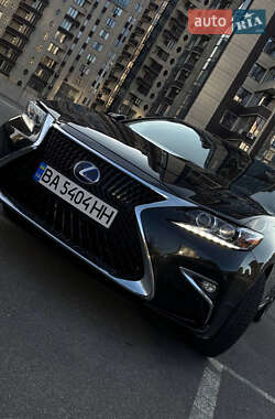 Седан Lexus ES 2015 в 