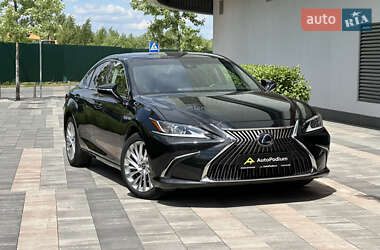Седан Lexus ES 2019 в 