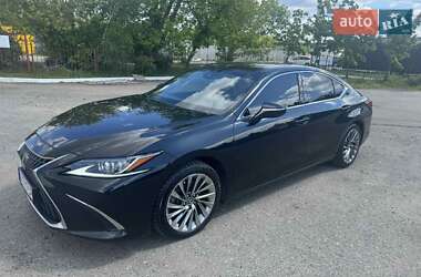 Седан Lexus ES 2022 в Харькове