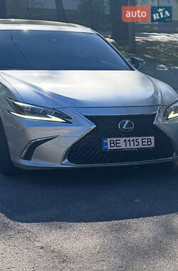 Седан Lexus ES 2019 в Николаеве