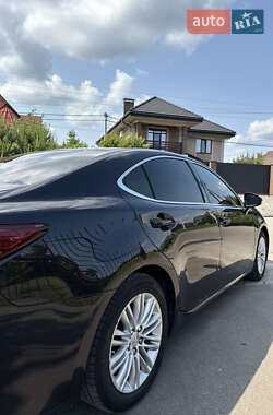 Седан Lexus ES 2017 в 