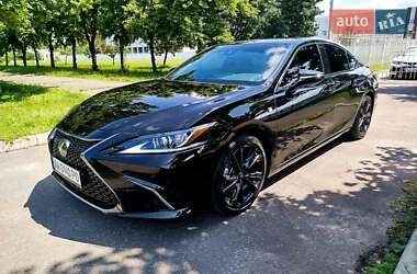 Седан Lexus ES 2022 в Києві