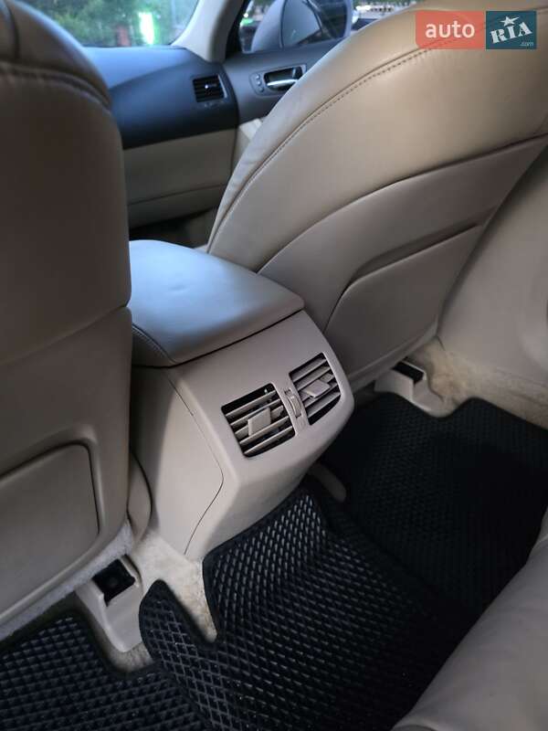 Седан Lexus ES 2007 в Ровно