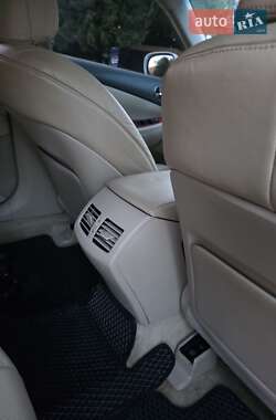Седан Lexus ES 2007 в Ровно