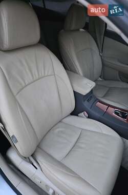 Седан Lexus ES 2007 в Ровно