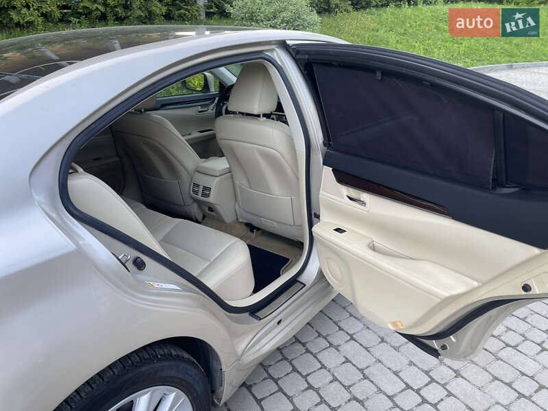 Седан Lexus ES 2012 в Львові фото 18 Седан Lexus ES 2012 в Львові