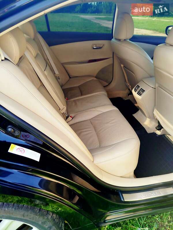 Седан Lexus ES 2008 в Новой Ушице