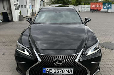 Седан Lexus ES 2020 в 