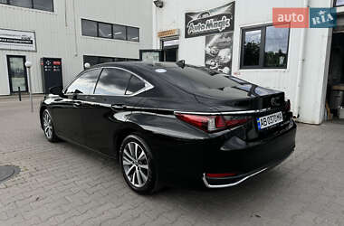 Седан Lexus ES 2020 в 