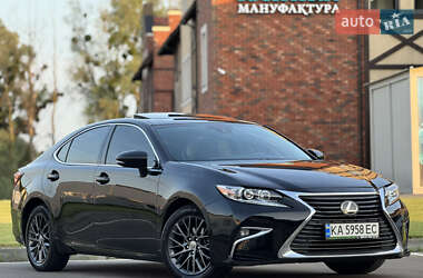 Седан Lexus ES 2018 в 