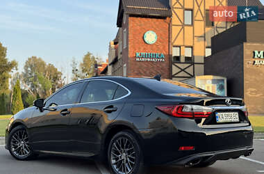 Седан Lexus ES 2018 в 