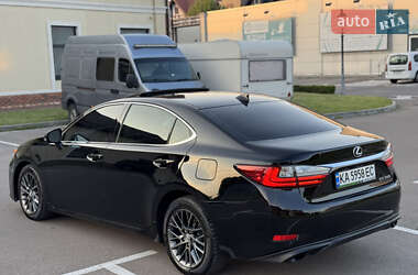 Седан Lexus ES 2018 в 