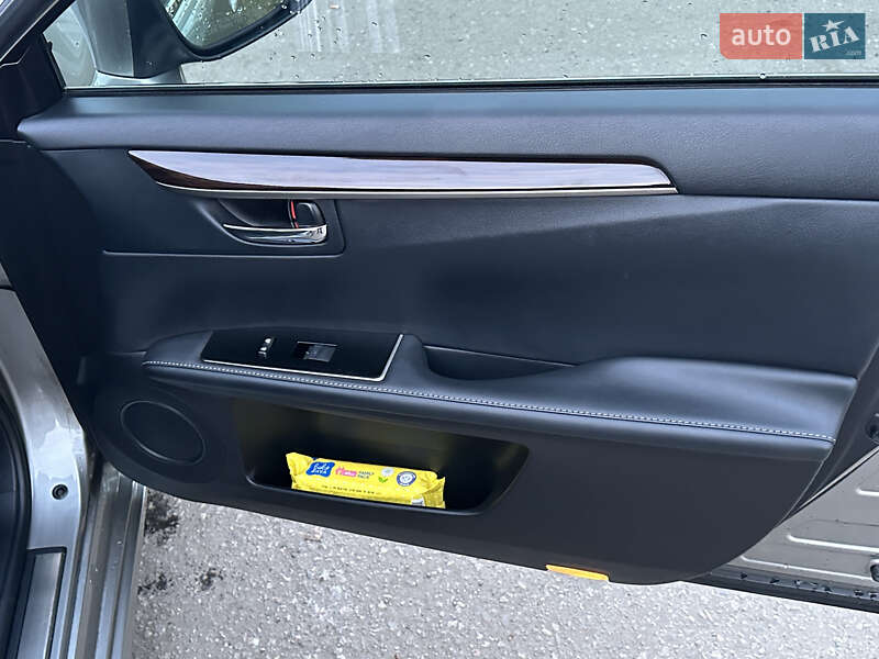 Седан Lexus ES 2015 в Дніпрі фото 13 Седан Lexus ES 2015 в Дніпрі