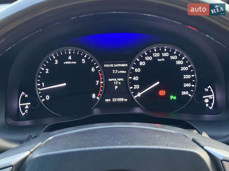 Седан Lexus ES 2012 в Виннице