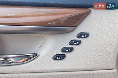 Седан Lexus ES 2013 в 