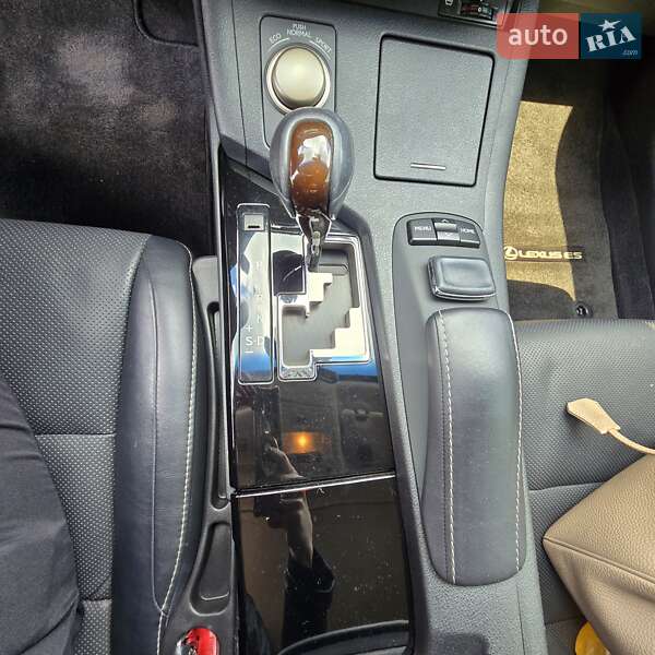 Седан Lexus ES 2014 в Виннице фото 3 Седан Lexus ES 2014 в Виннице
