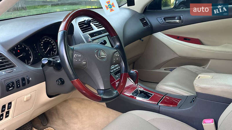 Седан Lexus ES 2008 в Броварах