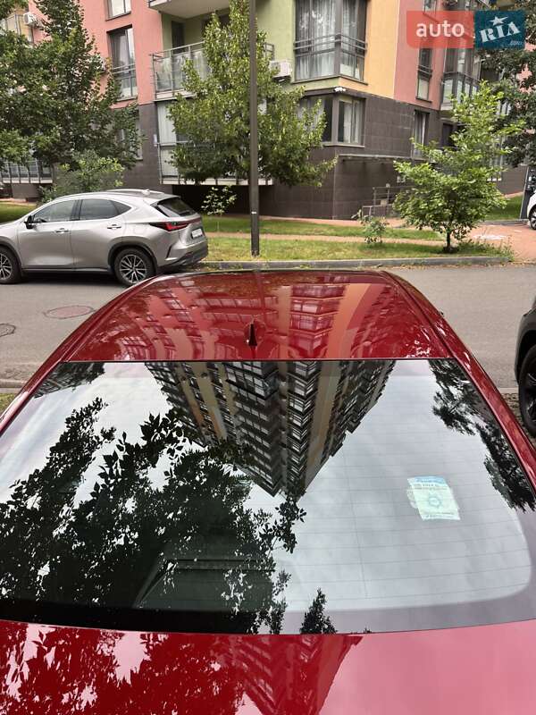 Седан Lexus ES 2022 в Киеве