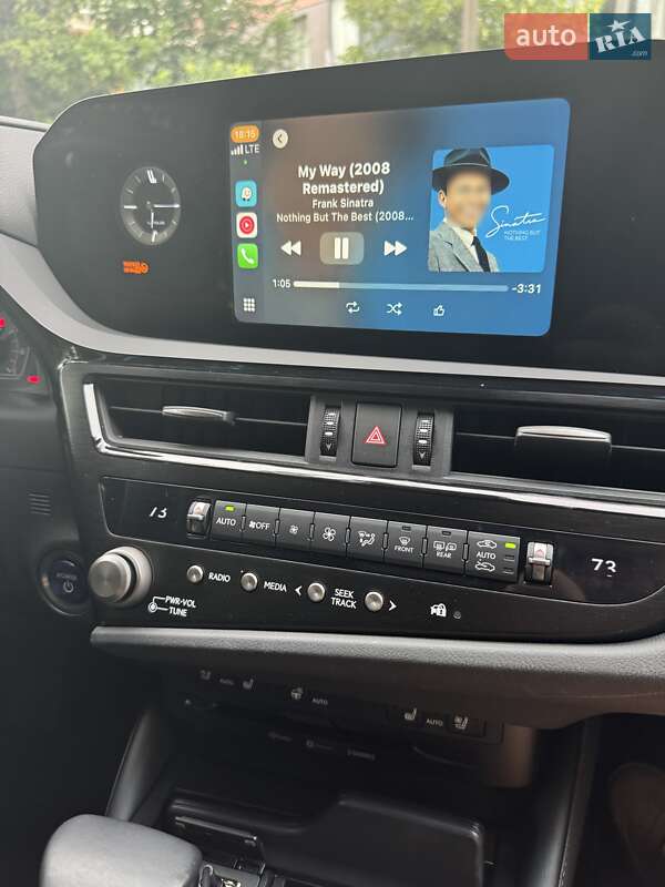 Седан Lexus ES 2022 в Киеве