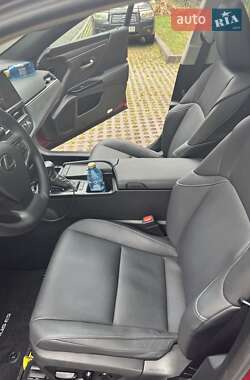 Седан Lexus ES 2022 в 