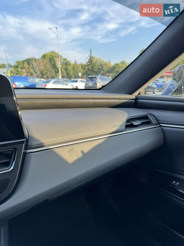 Седан Lexus ES 2023 в Харькове