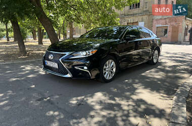 Седан Lexus ES 2013 в Миколаєві