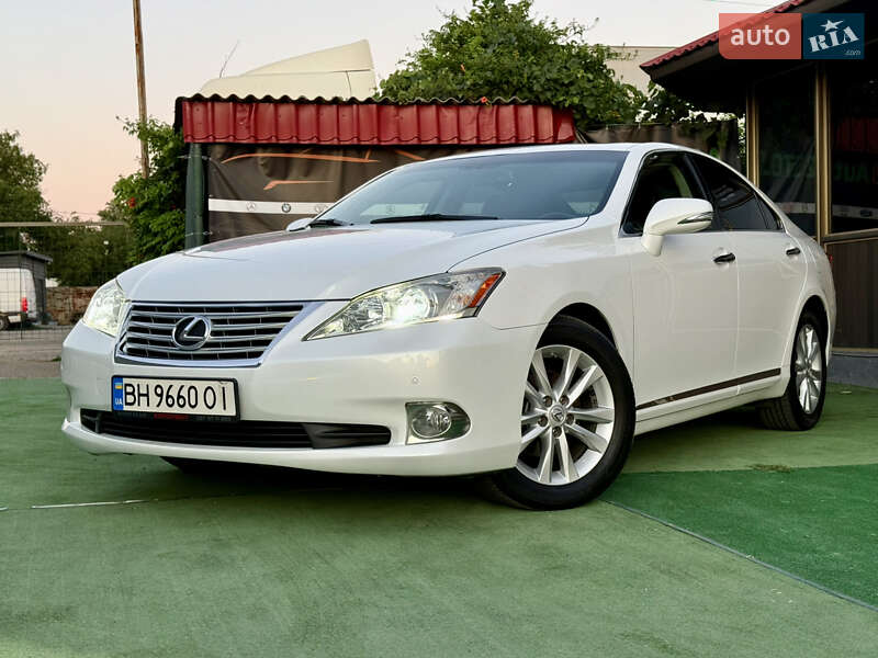 Lexus ES 2012