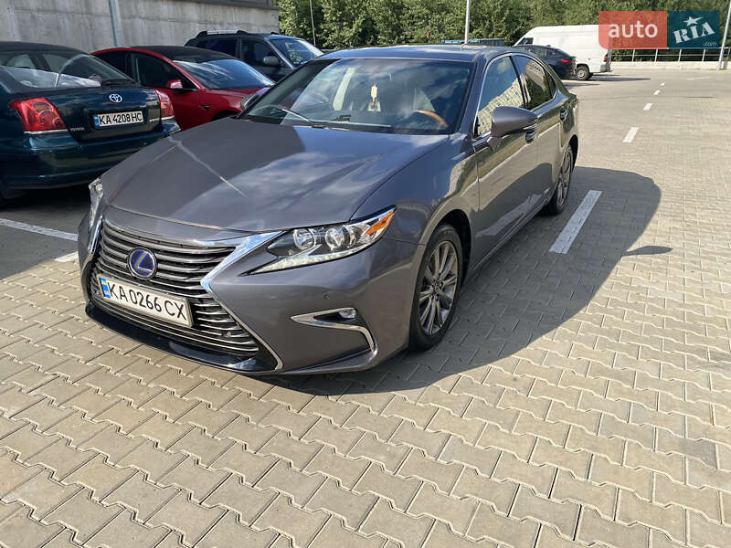 Lexus ES 2015