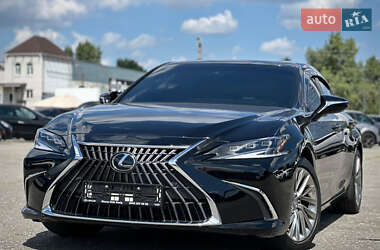 Седан Lexus ES 2024 в Києві