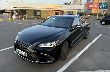 Седан Lexus ES 2022 в Києві
