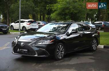 Седан Lexus ES 2018 в Харкові