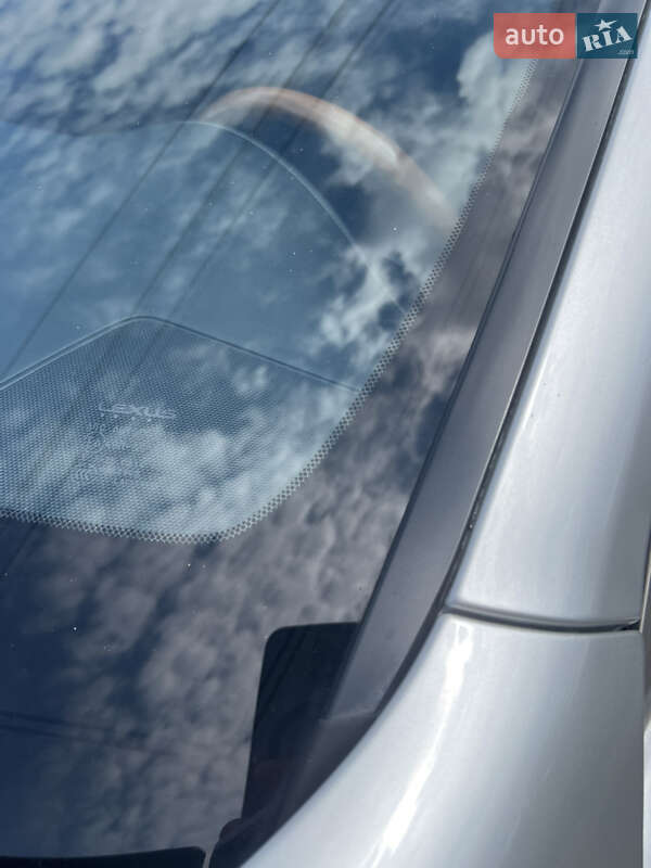 Седан Lexus ES 2013 в Кам'янському