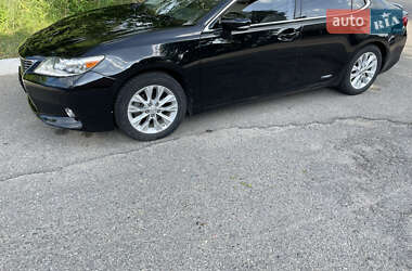 Седан Lexus ES 2014 в Кропивницком