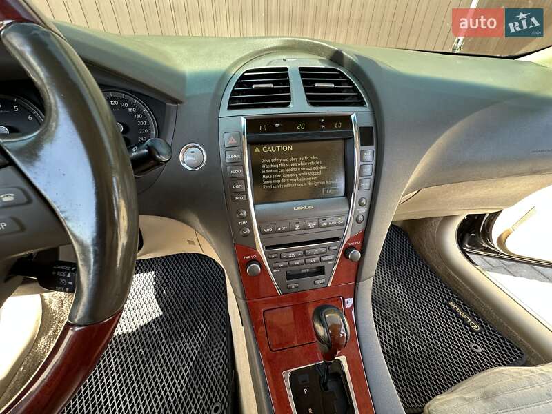 Седан Lexus ES 2007 в Роздільній
