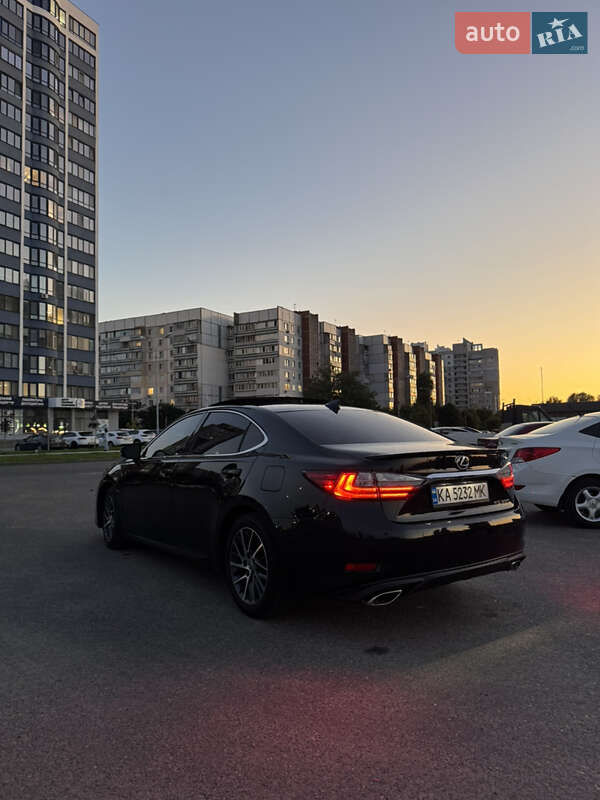 Седан Lexus ES 2018 в Черкассах