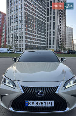 Седан Lexus ES 2020 в Києві