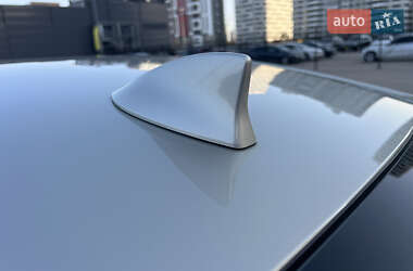 Седан Lexus ES 2020 в 