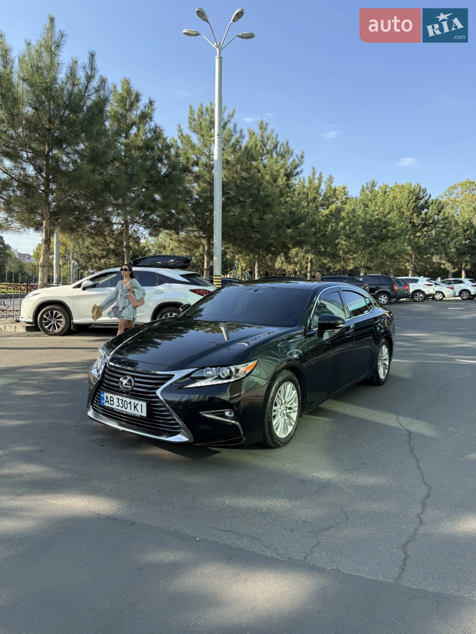 2015 Lexus ES - мініатюра 19