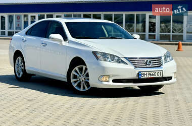 Седан Lexus ES 2012 в Одессе